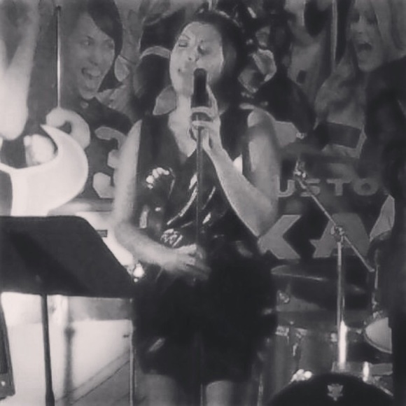 Meet your Seller, Emmy B! - Picture 2 of 14